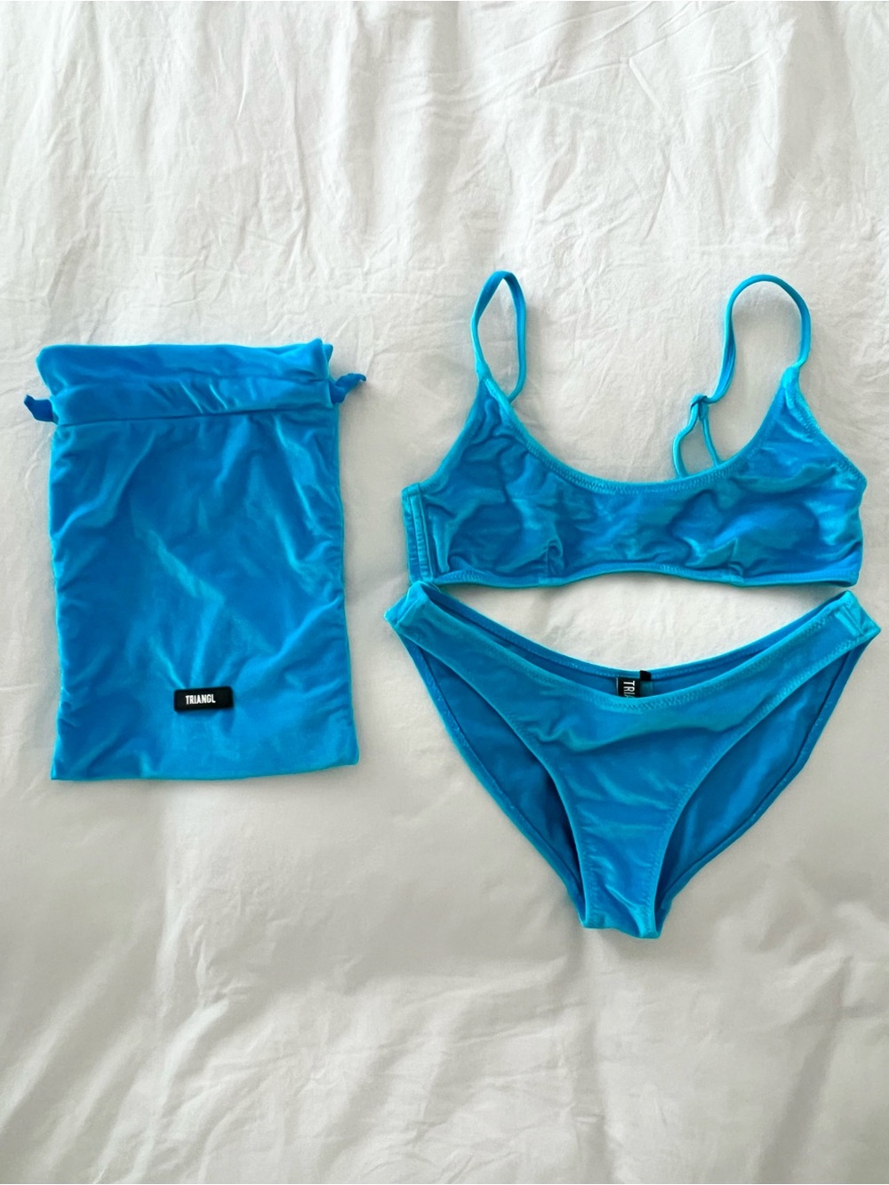 Triangl Swimwear Velvet Scoop Bikini Set With Bag - Picture 2 of 4